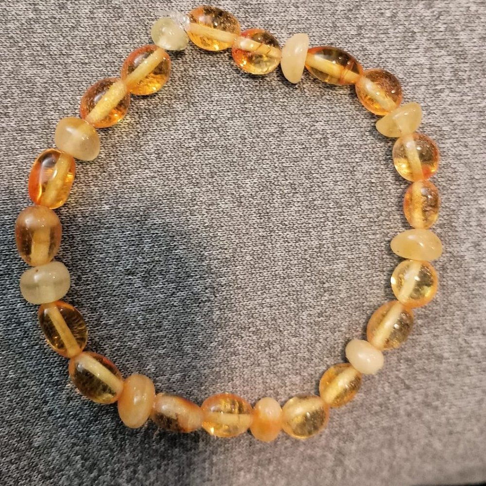 unisex 7 inch lemon yellow baltic amber stretch bracelets